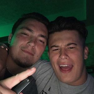 Meet your Posher, Sal